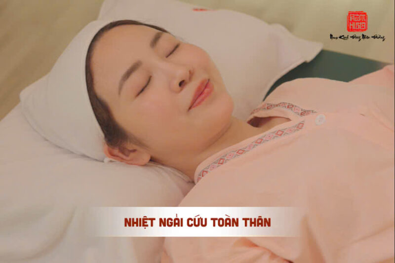 Nhiệt ngải cứu toàn thân